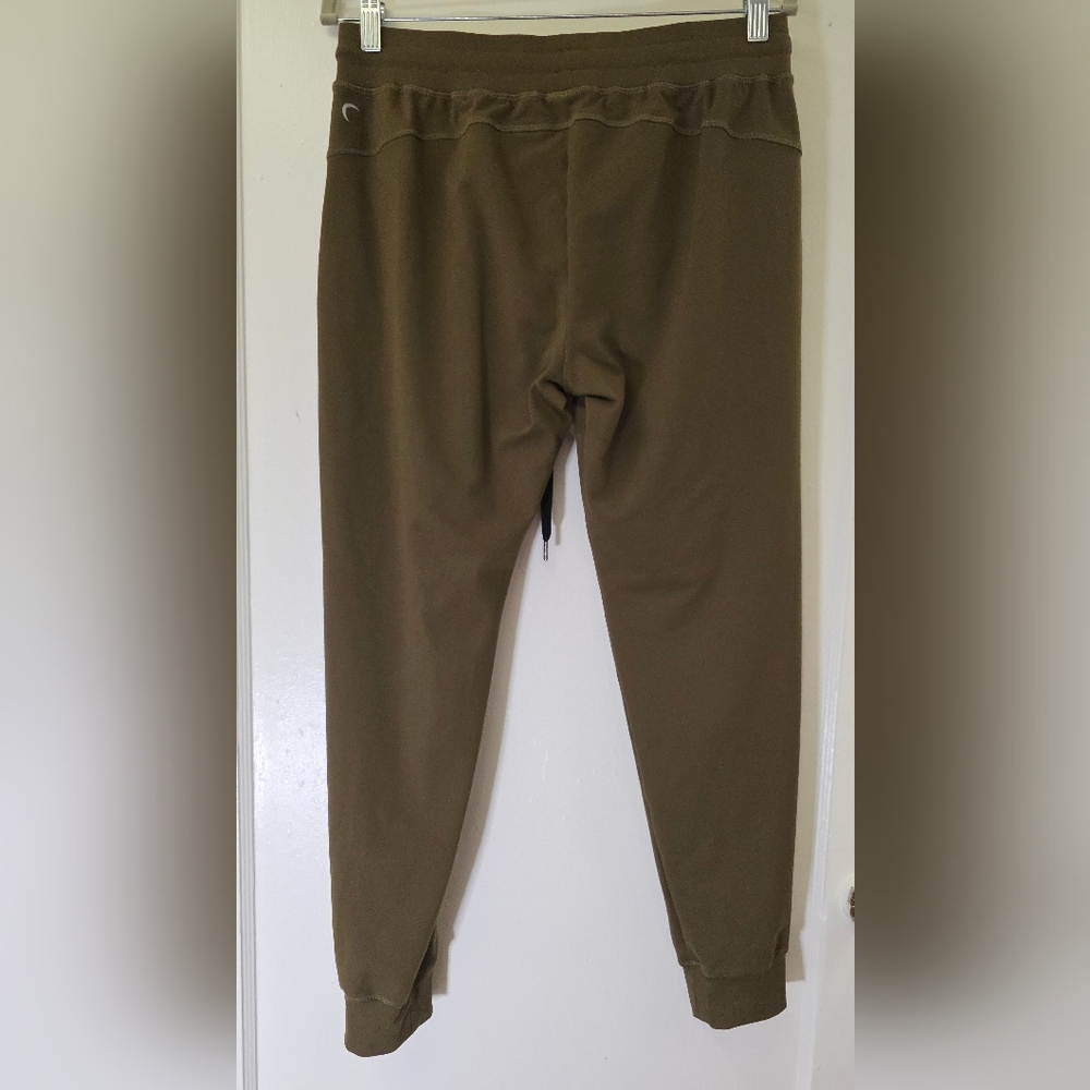 Women's ZYIA Olive Green Unwind Jogger L - Picture 3 of 11